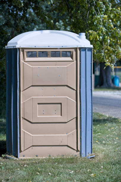Best Luxury portable toilet rental  in West Salem, WI